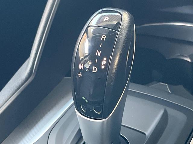 ジュリア ヴェローチェ 黒革シート アダプティブクルコン ブラインドスポットアシスト harman/kardon カープレイ バックカメラ Bluetooth ステアリング&シートヒーター スマートキー パドルシフト 禁煙車(11枚目)