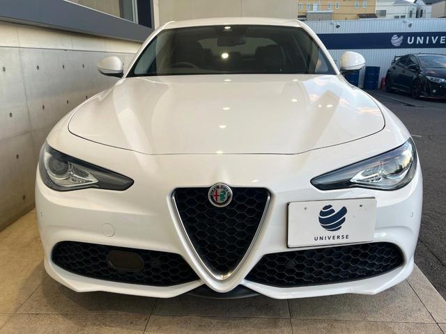 ジュリア ヴェローチェ 黒革シート アダプティブクルコン ブラインドスポットアシスト harman/kardon カープレイ バックカメラ Bluetooth ステアリング&シートヒーター スマートキー パドルシフト 禁煙車(15枚目)