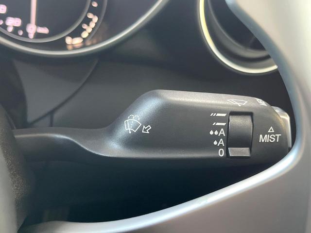 ジュリア ヴェローチェ 黒革シート アダプティブクルコン ブラインドスポットアシスト harman/kardon カープレイ バックカメラ Bluetooth ステアリング&シートヒーター スマートキー パドルシフト 禁煙車(33枚目)