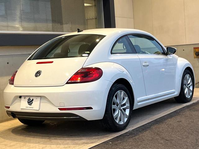 ザ・ビートル デザイン　後期型　７１６ＳＤＣＷパッケージ　ＨＩＤヘッドランプ　純正ナビ　禁煙車　バックカメラ　ＥＴＣ　Ｂｌｕｅｔｏｏｔｈ　クルーズコントロール　ブラインドスポット　スマートキー　革巻きハンドル（34枚目）