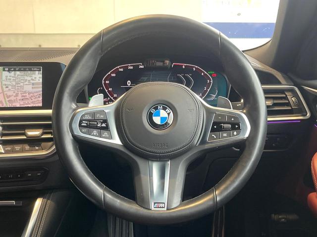 ４シリーズ ４２０ｉカブリオレ　Ｍスポーツ　コンフォートＰＫＧ　純正ナビ　禁煙車　全周囲カメラ　赤革シート　純正１８インチＡＷ　レーダークルコン　ＥＴＣ　Ｂｌｕｅｔｏｏｔｈ　ＡｐｐｐｌｅＣａｒＰｌａｙ　コンフォートアクセス　前席シートヒーター（12枚目）