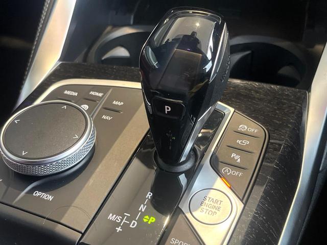 ４シリーズ ４２０ｉカブリオレ　Ｍスポーツ　コンフォートＰＫＧ　純正ナビ　禁煙車　全周囲カメラ　赤革シート　純正１８インチＡＷ　レーダークルコン　ＥＴＣ　Ｂｌｕｅｔｏｏｔｈ　ＡｐｐｐｌｅＣａｒＰｌａｙ　コンフォートアクセス　前席シートヒーター（20枚目）