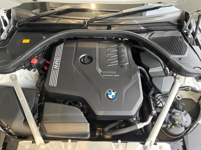 ４シリーズ ４２０ｉカブリオレ　Ｍスポーツ　コンフォートＰＫＧ　純正ナビ　禁煙車　全周囲カメラ　赤革シート　純正１８インチＡＷ　レーダークルコン　ＥＴＣ　Ｂｌｕｅｔｏｏｔｈ　ＡｐｐｐｌｅＣａｒＰｌａｙ　コンフォートアクセス　前席シートヒーター（21枚目）