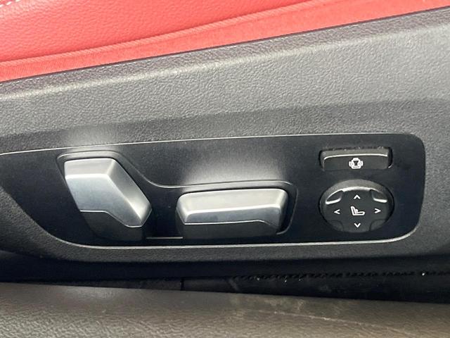 ４シリーズ ４２０ｉカブリオレ　Ｍスポーツ　コンフォートＰＫＧ　純正ナビ　禁煙車　全周囲カメラ　赤革シート　純正１８インチＡＷ　レーダークルコン　ＥＴＣ　Ｂｌｕｅｔｏｏｔｈ　ＡｐｐｐｌｅＣａｒＰｌａｙ　コンフォートアクセス　前席シートヒーター（28枚目）