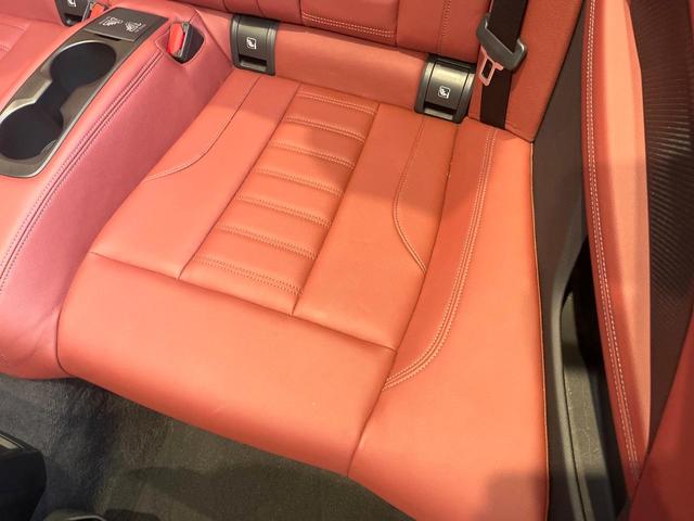 ４シリーズ ４２０ｉカブリオレ　Ｍスポーツ　コンフォートＰＫＧ　純正ナビ　禁煙車　全周囲カメラ　赤革シート　純正１８インチＡＷ　レーダークルコン　ＥＴＣ　Ｂｌｕｅｔｏｏｔｈ　ＡｐｐｐｌｅＣａｒＰｌａｙ　コンフォートアクセス　前席シートヒーター（54枚目）