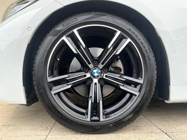 ４シリーズ ４２０ｉカブリオレ　Ｍスポーツ　コンフォートＰＫＧ　純正ナビ　禁煙車　全周囲カメラ　赤革シート　純正１８インチＡＷ　レーダークルコン　ＥＴＣ　Ｂｌｕｅｔｏｏｔｈ　ＡｐｐｐｌｅＣａｒＰｌａｙ　コンフォートアクセス　前席シートヒーター（55枚目）