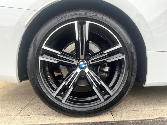 ４シリーズ ４２０ｉカブリオレ　Ｍスポーツ　コンフォートＰＫＧ　純正ナビ　禁煙車　全周囲カメラ　赤革シート　純正１８インチＡＷ　レーダークルコン　ＥＴＣ　Ｂｌｕｅｔｏｏｔｈ　ＡｐｐｐｌｅＣａｒＰｌａｙ　コンフォートアクセス　前席シートヒーター（57枚目）