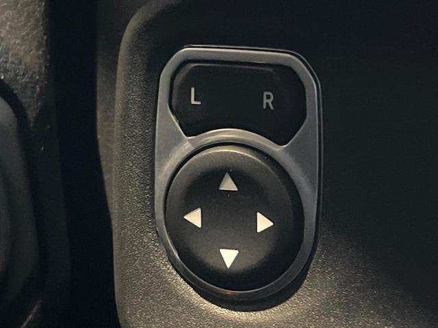 ジープ・ラングラーアンリミテッド スポーツ　１オーナー　禁煙車　ディスプレイオーディオ　ＡｐｐｐｌｅＣａｒＰｌａｙ　バックカメラ　Ｂｌｕｅｔｏｏｔｈ　クルーズコントロール　バックソナー　デュアルオートエアコン　スマートキー　革巻きハンドル（38枚目）