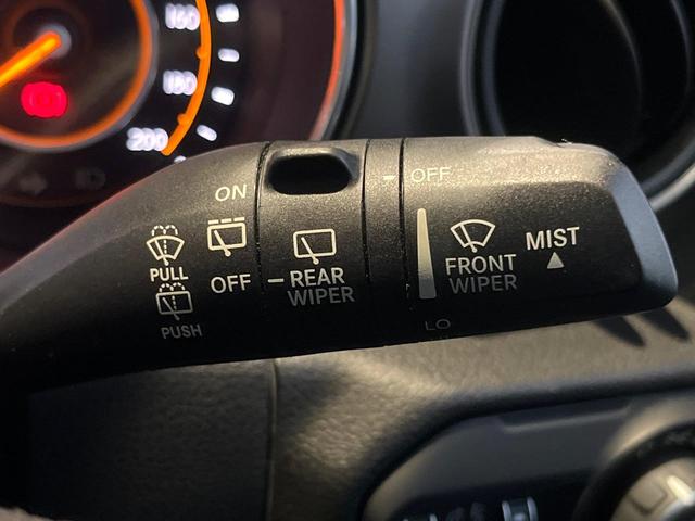 ジープ・ラングラーアンリミテッド スポーツ　１オーナー　禁煙車　ディスプレイオーディオ　ＡｐｐｐｌｅＣａｒＰｌａｙ　バックカメラ　Ｂｌｕｅｔｏｏｔｈ　クルーズコントロール　バックソナー　デュアルオートエアコン　スマートキー　革巻きハンドル（39枚目）