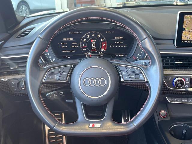 Ｓ５カブリオレ ベースグレード　レザーパッケージ　バーチャルコックピット　Ｂａｎｇ／Ｏｌｕｆｓｅｎ　赤黒革シート　アダプティブクルコン　ブラインドスポットアシスト　純正ナビ　バックカメラ　シートヒーター　オートホールド　禁煙車（10枚目）