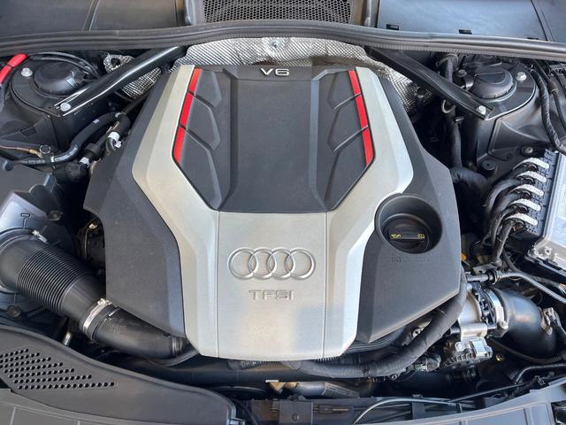 Ｓ５カブリオレ ベースグレード　レザーパッケージ　バーチャルコックピット　Ｂａｎｇ／Ｏｌｕｆｓｅｎ　赤黒革シート　アダプティブクルコン　ブラインドスポットアシスト　純正ナビ　バックカメラ　シートヒーター　オートホールド　禁煙車（20枚目）