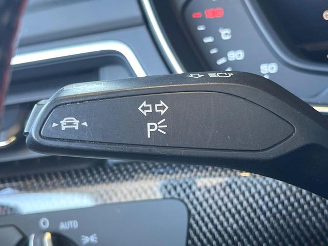 Ｓ５カブリオレ ベースグレード　レザーパッケージ　バーチャルコックピット　Ｂａｎｇ／Ｏｌｕｆｓｅｎ　赤黒革シート　アダプティブクルコン　ブラインドスポットアシスト　純正ナビ　バックカメラ　シートヒーター　オートホールド　禁煙車（28枚目）