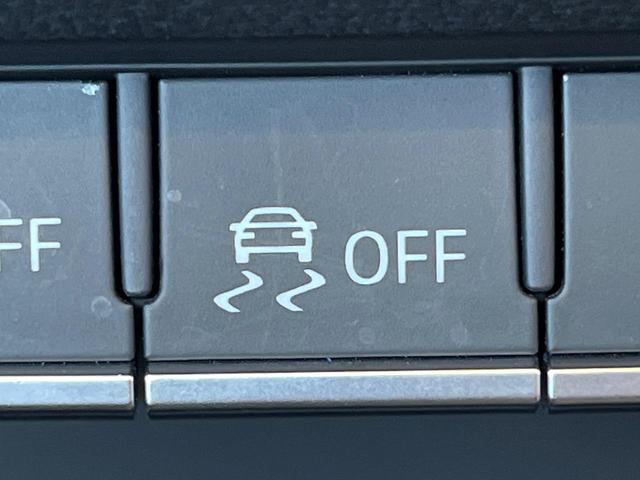 Ｓ５カブリオレ ベースグレード　レザーパッケージ　バーチャルコックピット　Ｂａｎｇ／Ｏｌｕｆｓｅｎ　赤黒革シート　アダプティブクルコン　ブラインドスポットアシスト　純正ナビ　バックカメラ　シートヒーター　オートホールド　禁煙車（33枚目）