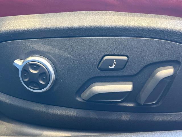 Ｓ５カブリオレ ベースグレード　レザーパッケージ　バーチャルコックピット　Ｂａｎｇ／Ｏｌｕｆｓｅｎ　赤黒革シート　アダプティブクルコン　ブラインドスポットアシスト　純正ナビ　バックカメラ　シートヒーター　オートホールド　禁煙車（48枚目）