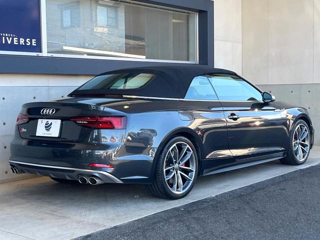 Ｓ５カブリオレ ベースグレード　レザーパッケージ　バーチャルコックピット　Ｂａｎｇ／Ｏｌｕｆｓｅｎ　赤黒革シート　アダプティブクルコン　ブラインドスポットアシスト　純正ナビ　バックカメラ　シートヒーター　オートホールド　禁煙車（66枚目）