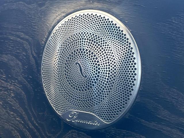 Ｅクラス Ｅ２２０ｄ　アバンギャルド　スポーツ　レザーパッケージ　黒革シート　純正ナビ　カープレイ　全周囲カメラ　アダプティブクルコン　ブラインドスポットアシスト　Ｂｕｒｍｅｓｔｅｒサラウンドシステム　全席シートヒーター　レーダーセーフティ　禁煙車（4枚目）