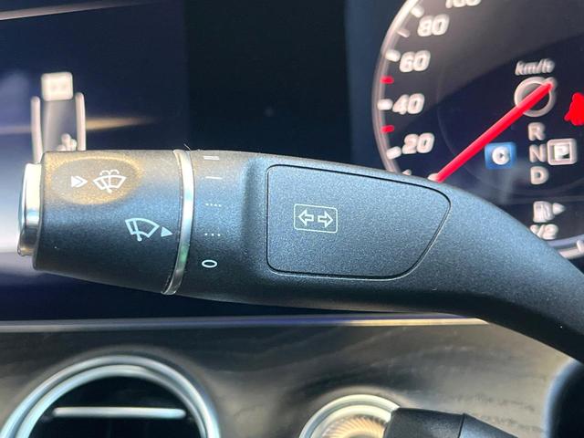 Ｅクラス Ｅ２２０ｄ　アバンギャルド　スポーツ　レザーパッケージ　黒革シート　純正ナビ　カープレイ　全周囲カメラ　アダプティブクルコン　ブラインドスポットアシスト　Ｂｕｒｍｅｓｔｅｒサラウンドシステム　全席シートヒーター　レーダーセーフティ　禁煙車（33枚目）