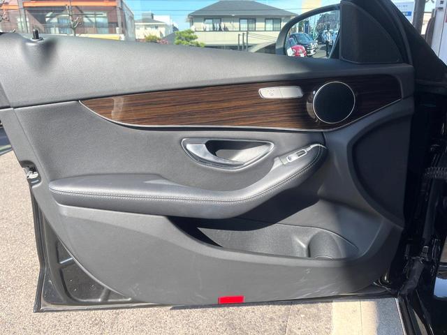 Ｃクラス Ｃ２００アバンギャルド　レーダーセーフティパッケージ　ベーシックパッケージ　純正ナビ　バックカメラ　Ｂｌｕｅｔｏｏｔｈ　フルセグ　キーレスゴー　シートヒーター　アダプティブクルコン　ブラインドスポットアシスト　パドルシフト（50枚目）