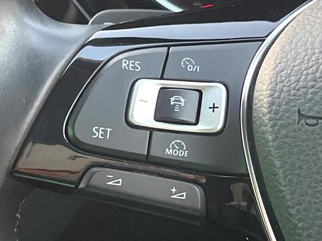 ゴルフトゥーラン TDI ハイライン DiscoverPro テクノロジーパッケージ カープレイ フルセグ バックカメラ シートヒーター アダプティブクルコン ブラインドスポットアシスト パワーバックドア 禁煙車 スマートキー 7人乗り(4枚目)