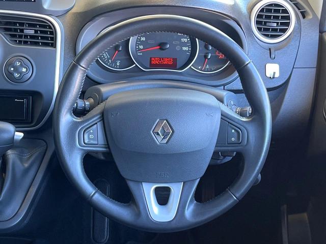 ●ハンドル部のスレも少なく、きれいな状態を維持しております。各スイッチ部の動作も確認済みです。