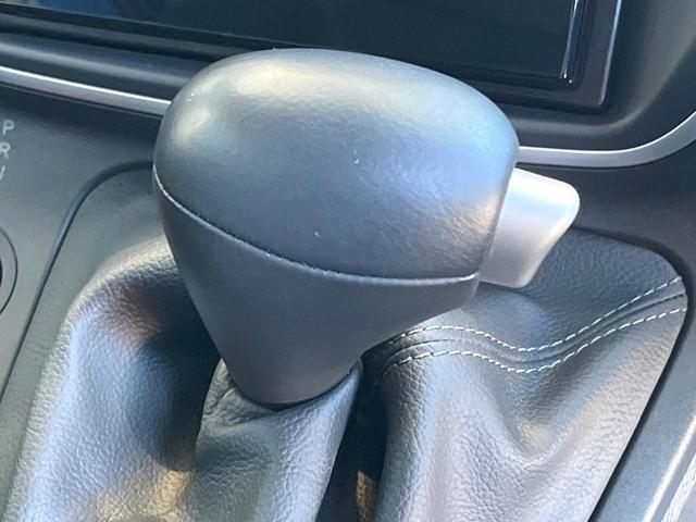 ●ＭＴモード付きＡＴ：通常は自動でおこなわれる変速（ギアチェンジ）をドライバーの操作によって意図的に変えられるシステムです。より一層普段のドライブをお楽しみいただけます！