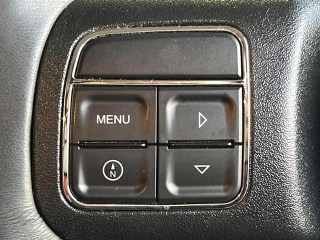 ジープ・ラングラーアンリミテッド サハラ 黒革シート ALPINE製BIGX9型ナビ バックカメラ フルセグ Bluetooh クルーズコントロール オートライト ALPINEオーディオシステム 純正18インチAW ダウンヒルアシスト 禁煙車(6枚目)