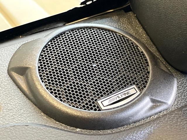 ジープ・ラングラーアンリミテッド サハラ 黒革シート ALPINE製BIGX9型ナビ バックカメラ フルセグ Bluetooh クルーズコントロール オートライト ALPINEオーディオシステム 純正18インチAW ダウンヒルアシスト 禁煙車(7枚目)