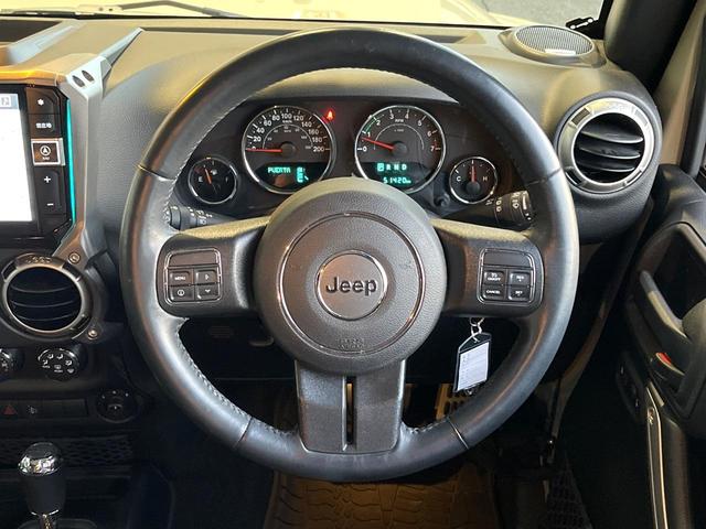 ジープ・ラングラーアンリミテッド サハラ 黒革シート ALPINE製BIGX9型ナビ バックカメラ フルセグ Bluetooh クルーズコントロール オートライト ALPINEオーディオシステム 純正18インチAW ダウンヒルアシスト 禁煙車(10枚目)