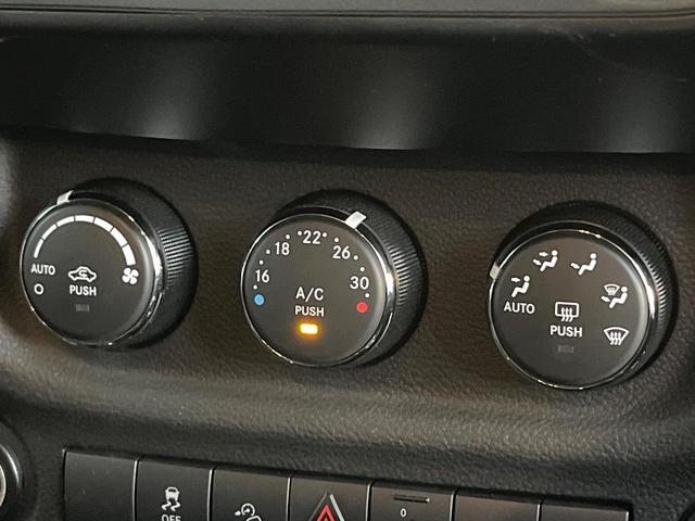 ジープ・ラングラーアンリミテッド サハラ 黒革シート ALPINE製BIGX9型ナビ バックカメラ フルセグ Bluetooh クルーズコントロール オートライト ALPINEオーディオシステム 純正18インチAW ダウンヒルアシスト 禁煙車(23枚目)