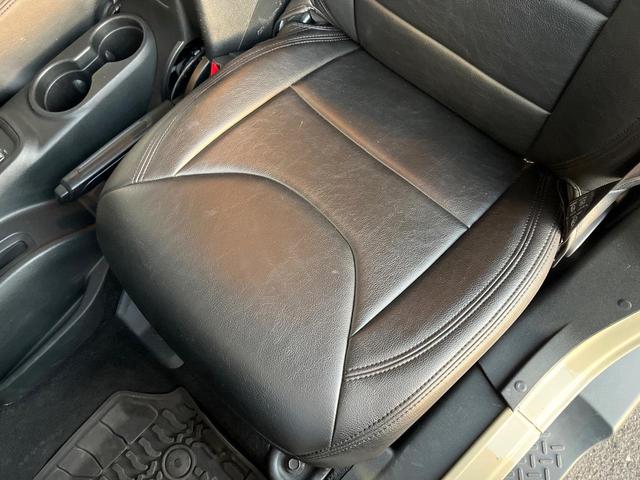 ジープ・ラングラーアンリミテッド サハラ 黒革シート ALPINE製BIGX9型ナビ バックカメラ フルセグ Bluetooh クルーズコントロール オートライト ALPINEオーディオシステム 純正18インチAW ダウンヒルアシスト 禁煙車(33枚目)