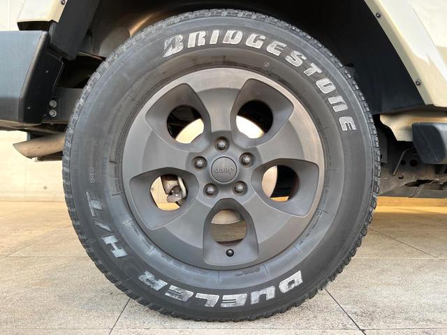 ジープ・ラングラーアンリミテッド サハラ 黒革シート ALPINE製BIGX9型ナビ バックカメラ フルセグ Bluetooh クルーズコントロール オートライト ALPINEオーディオシステム 純正18インチAW ダウンヒルアシスト 禁煙車(43枚目)