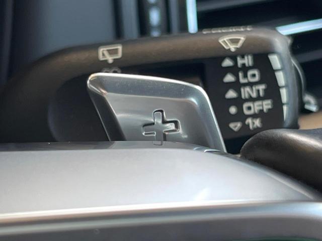 マカン マカン　１オーナー　禁煙車　パノラミックサンルーフ　ベージュ革シート　スポーツクロノパッケージ　２１インチＲＳスパイダーデザインＡＷ　アダプティブクルコン　ブラインドスポットアシスト　カープレイ　純正ナビ（30枚目）