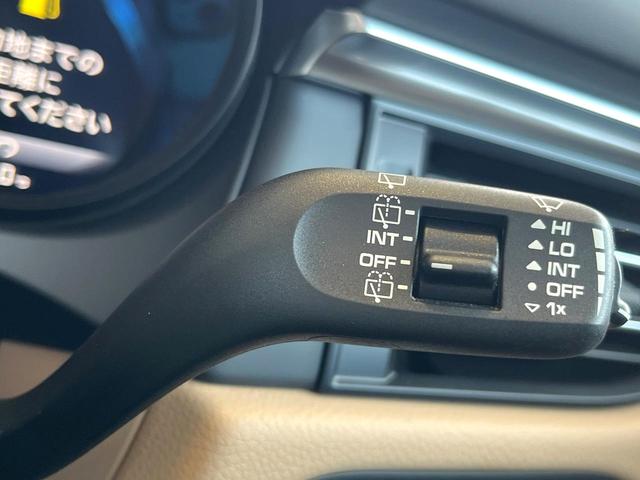 マカン マカン　１オーナー　禁煙車　パノラミックサンルーフ　ベージュ革シート　スポーツクロノパッケージ　２１インチＲＳスパイダーデザインＡＷ　アダプティブクルコン　ブラインドスポットアシスト　カープレイ　純正ナビ（32枚目）