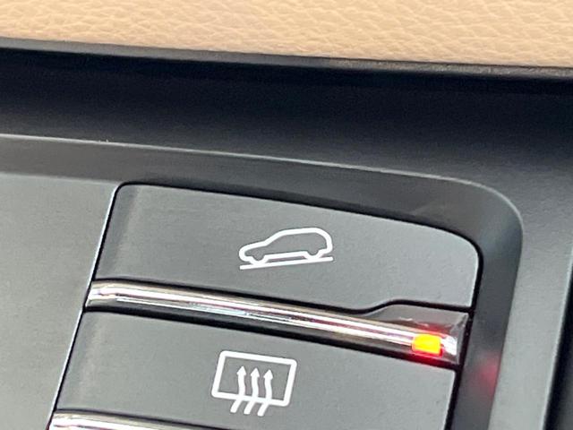 マカン マカン　１オーナー　禁煙車　パノラミックサンルーフ　ベージュ革シート　スポーツクロノパッケージ　２１インチＲＳスパイダーデザインＡＷ　アダプティブクルコン　ブラインドスポットアシスト　カープレイ　純正ナビ（39枚目）