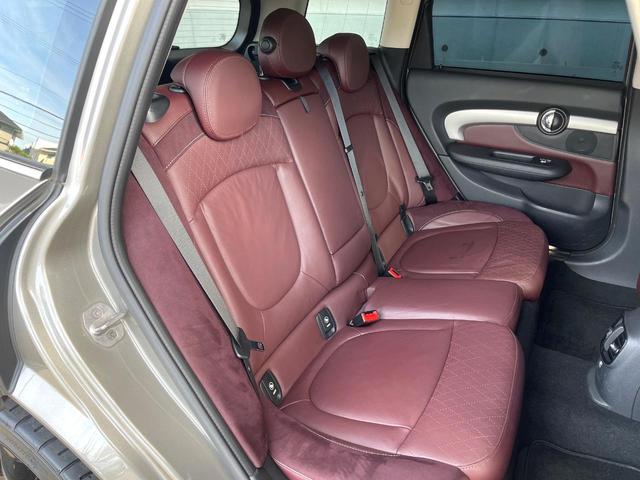 ＭＩＮＩ クーパーＳ　クラブマン　クロスパンチ入革シートセット　ペッパーＰＫＧ　純正１８インチＡＷ　ＬＥＤヘッドライト　純正ナビ　リアビューカメラ　禁煙車　ＥＴＣ　クルーズコントロール　コンフォートアクセス　前席シートヒーター（10枚目）