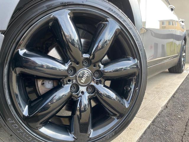 ＭＩＮＩ クーパーＳ　クラブマン　クロスパンチ入革シートセット　ペッパーＰＫＧ　純正１８インチＡＷ　ＬＥＤヘッドライト　純正ナビ　リアビューカメラ　禁煙車　ＥＴＣ　クルーズコントロール　コンフォートアクセス　前席シートヒーター（15枚目）