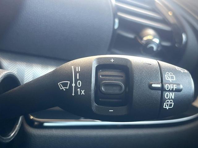 ＭＩＮＩ クーパーＳ　クラブマン　クロスパンチ入革シートセット　ペッパーＰＫＧ　純正１８インチＡＷ　ＬＥＤヘッドライト　純正ナビ　リアビューカメラ　禁煙車　ＥＴＣ　クルーズコントロール　コンフォートアクセス　前席シートヒーター（40枚目）