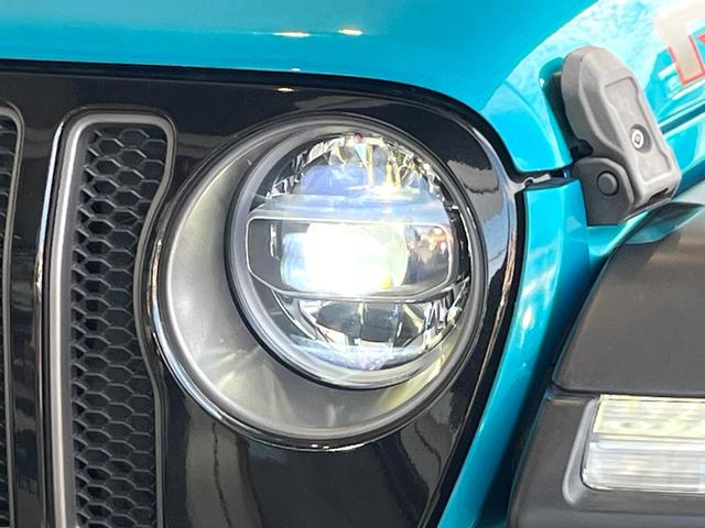 ジープ・ラングラーアンリミテッド ルビコン リーコン 100台限定車 1オーナー 禁煙 カープレイ 純正ナビ フルセグ バック/フロント/サイドカメラ Bluetooth アダプティブクルコン 黒革シート シートヒーター LEDヘッドライト スマートキー(12枚目)