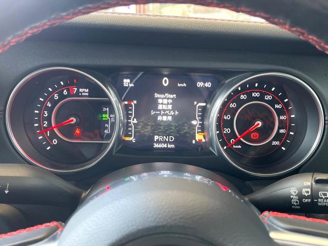 ジープ・ラングラーアンリミテッド ルビコン リーコン 100台限定車 1オーナー 禁煙 カープレイ 純正ナビ フルセグ バック/フロント/サイドカメラ Bluetooth アダプティブクルコン 黒革シート シートヒーター LEDヘッドライト スマートキー(20枚目)