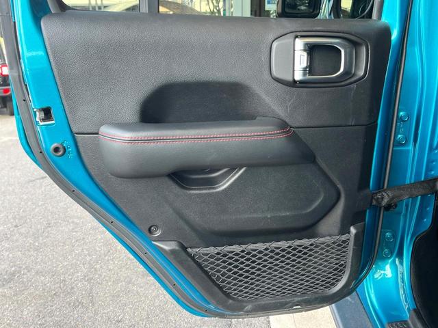 ジープ・ラングラーアンリミテッド ルビコン リーコン 100台限定車 1オーナー 禁煙 カープレイ 純正ナビ フルセグ バック/フロント/サイドカメラ Bluetooth アダプティブクルコン 黒革シート シートヒーター LEDヘッドライト スマートキー(40枚目)