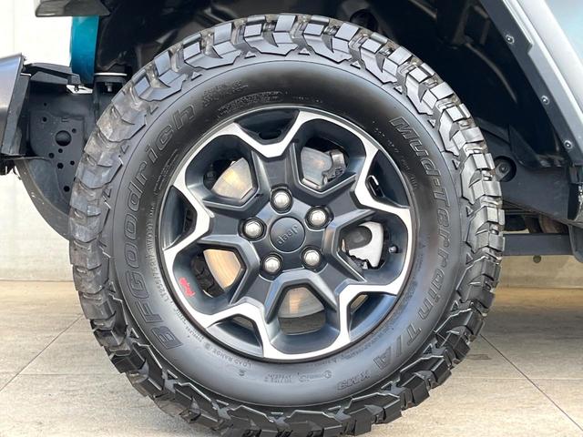 ジープ・ラングラーアンリミテッド ルビコン リーコン 100台限定車 1オーナー 禁煙 カープレイ 純正ナビ フルセグ バック/フロント/サイドカメラ Bluetooth アダプティブクルコン 黒革シート シートヒーター LEDヘッドライト スマートキー(42枚目)