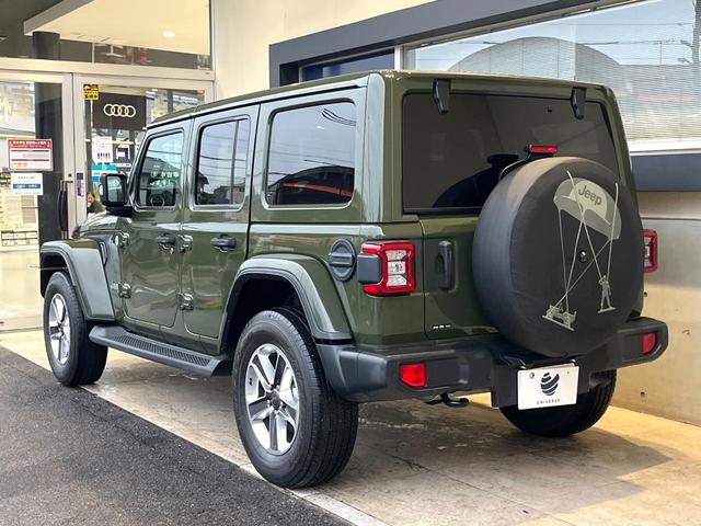 ジープ・ラングラーアンリミテッド サハラ・サージグリーン　２００台限定車　１オーナー　禁煙車　純正ナビ　バックカメラ　カープレイ　アダプティブクルコン　ブラインドスポットアシスト　シートヒーター　ステアリングヒーター　ＬＥＤヘッドライト　ＡＬＰＩＮＥ　ＥＴＣ（17枚目）