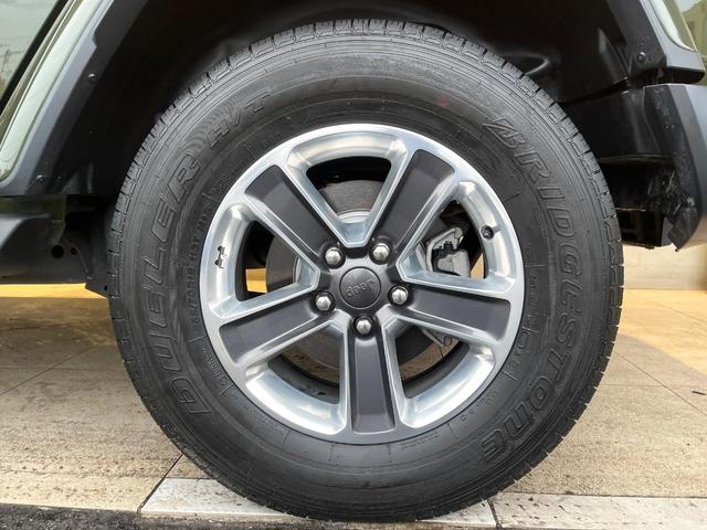 ジープ・ラングラーアンリミテッド サハラ・サージグリーン　２００台限定車　１オーナー　禁煙車　純正ナビ　バックカメラ　カープレイ　アダプティブクルコン　ブラインドスポットアシスト　シートヒーター　ステアリングヒーター　ＬＥＤヘッドライト　ＡＬＰＩＮＥ　ＥＴＣ（54枚目）