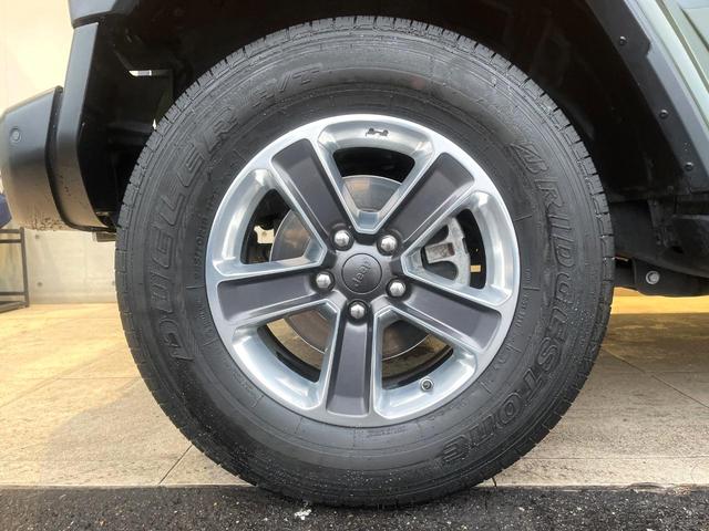 ジープ・ラングラーアンリミテッド サハラ・サージグリーン　２００台限定車　１オーナー　禁煙車　純正ナビ　バックカメラ　カープレイ　アダプティブクルコン　ブラインドスポットアシスト　シートヒーター　ステアリングヒーター　ＬＥＤヘッドライト　ＡＬＰＩＮＥ　ＥＴＣ（55枚目）