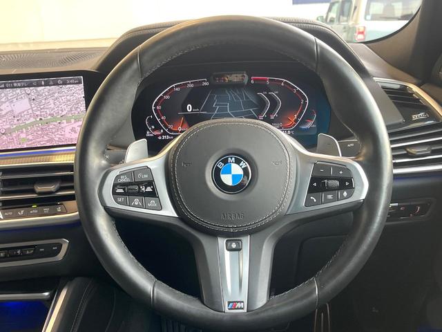 Ｘ６ ｘＤｒｉｖｅ　３５ｄ　Ｍスポーツ　プラスパッケージ　サンルーフ　ハーマンカードンサウンドシステム　ブラックレザーシート　純正２２オプションインチアルミホイール　全周囲カメラ　レーダークルーズコントロール　ＥＴＣ　１オーナー　禁煙車（11枚目）