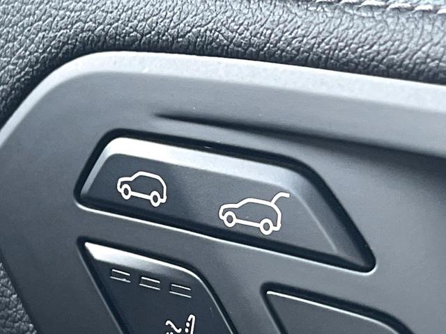 Ｘ６ ｘＤｒｉｖｅ　３５ｄ　Ｍスポーツ　プラスパッケージ　サンルーフ　ハーマンカードンサウンドシステム　ブラックレザーシート　純正２２オプションインチアルミホイール　全周囲カメラ　レーダークルーズコントロール　ＥＴＣ　１オーナー　禁煙車（33枚目）