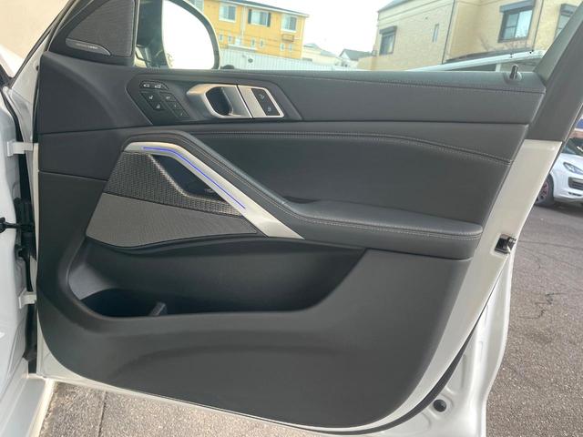 Ｘ６ ｘＤｒｉｖｅ　３５ｄ　Ｍスポーツ　プラスパッケージ　サンルーフ　ハーマンカードンサウンドシステム　ブラックレザーシート　純正２２オプションインチアルミホイール　全周囲カメラ　レーダークルーズコントロール　ＥＴＣ　１オーナー　禁煙車（53枚目）
