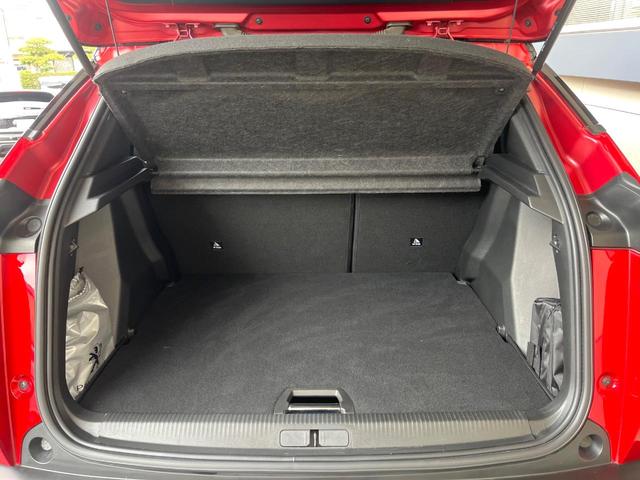 2008 GT パノラミックサンルーフ 禁煙車 ApppleCarPlay バックカメラ FOCALサラウンドシステム ブラインドスポット アダプティブクルコン アクティブセーフティブレーキ 前席シートヒーター(13枚目)