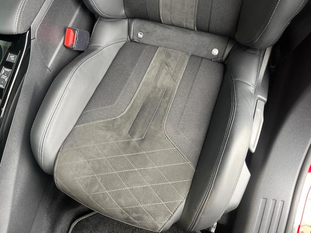 2008 GT パノラミックサンルーフ 禁煙車 ApppleCarPlay バックカメラ FOCALサラウンドシステム ブラインドスポット アダプティブクルコン アクティブセーフティブレーキ 前席シートヒーター(34枚目)