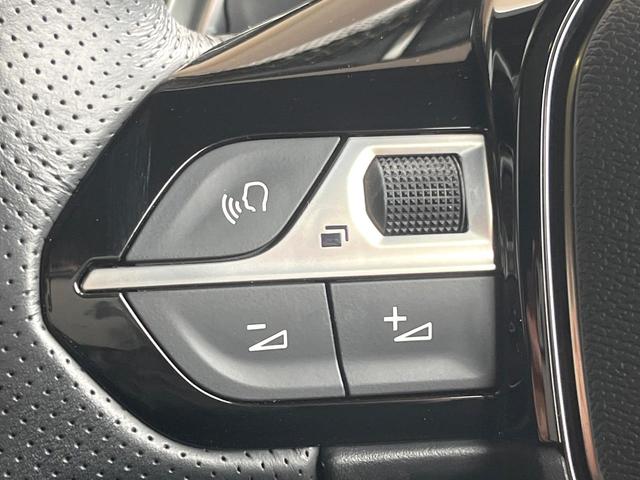 2008 GT パノラミックサンルーフ 禁煙車 ApppleCarPlay バックカメラ FOCALサラウンドシステム ブラインドスポット アダプティブクルコン アクティブセーフティブレーキ 前席シートヒーター(46枚目)